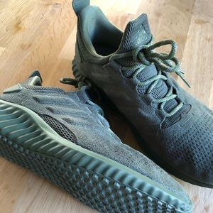 Adidas Men’s Size 9 Green Sneakers